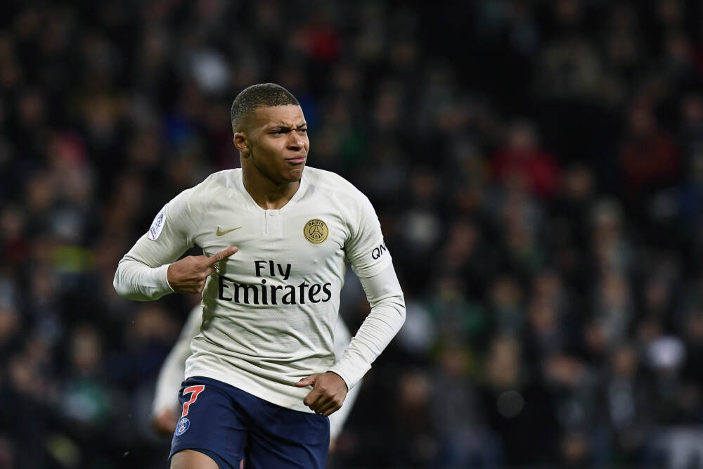 NBA第六顺位天才中锋为何远走欧洲？聊聊班巴的职业选择与篮球生涯的岔路口